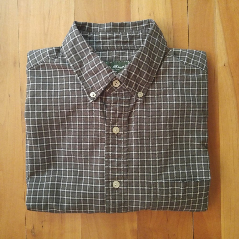 Eddie Bauer Men's Long-Sleeved Button-Down Shirt